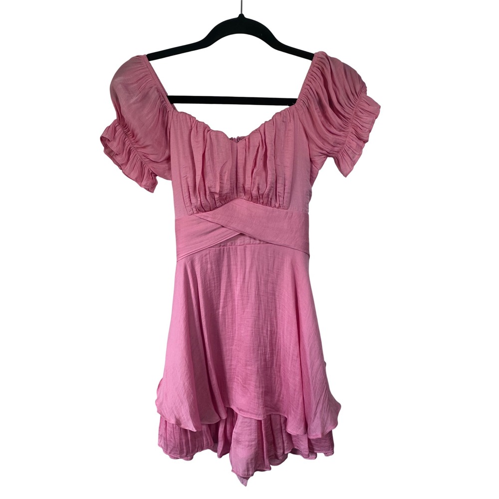 Cellecci Pink Romper Mini Ruffle Short Sleeve Sweetheart Neckline Milkmaid SZ L‎